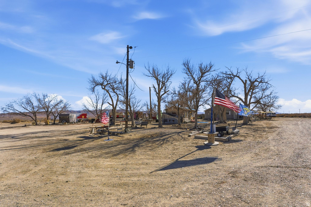 4587 S EAST PARTOUN RD Partoun, UT 84083