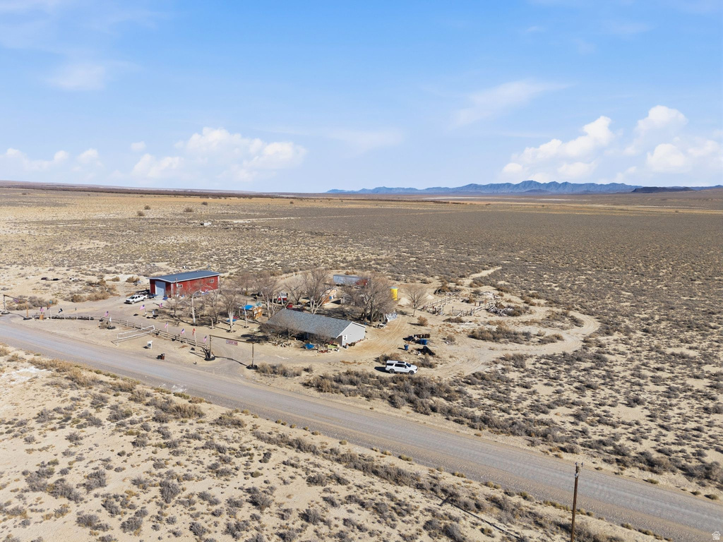 4587 S EAST PARTOUN RD Partoun, UT 84083