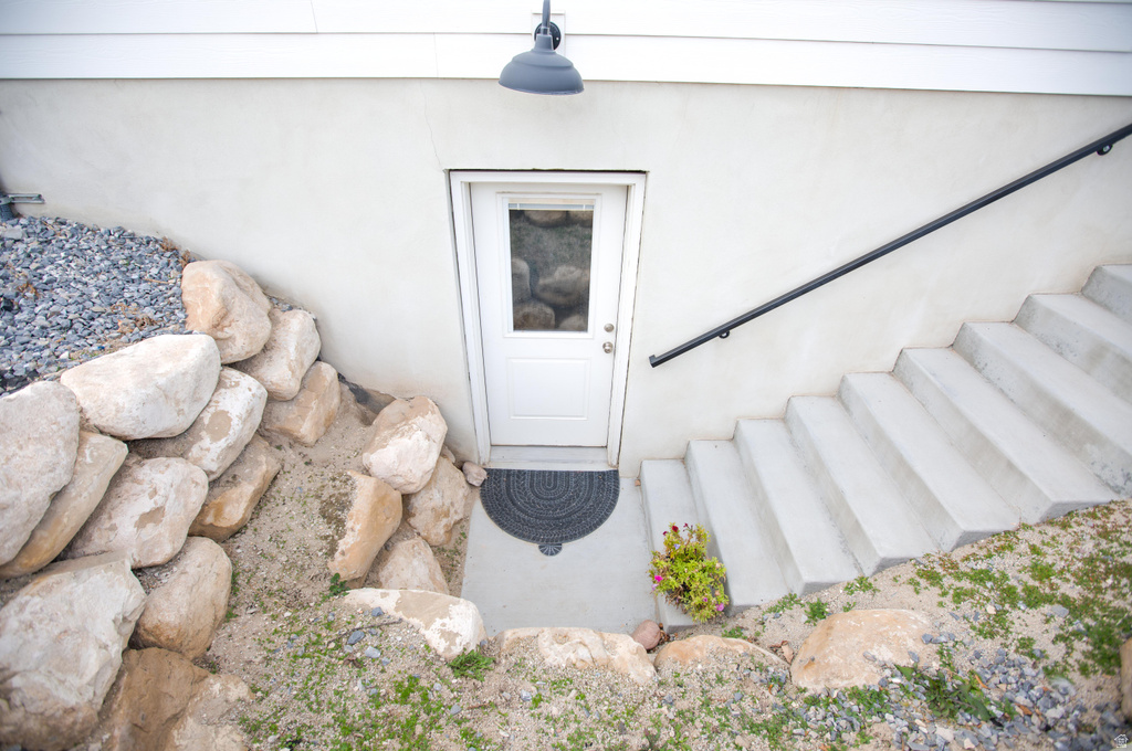 1370 N CEDAR HOLLOW BLVD Lehi, UT 84043