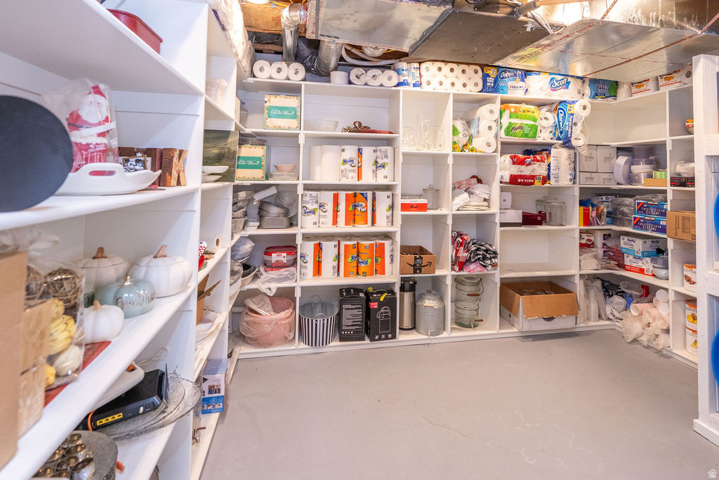 904 W 2300 S Syracuse, UT 84075