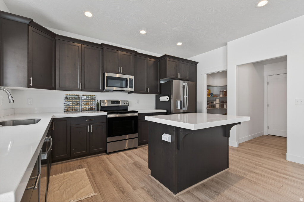 3712 CUADE ST Eagle Mountain, UT 84005