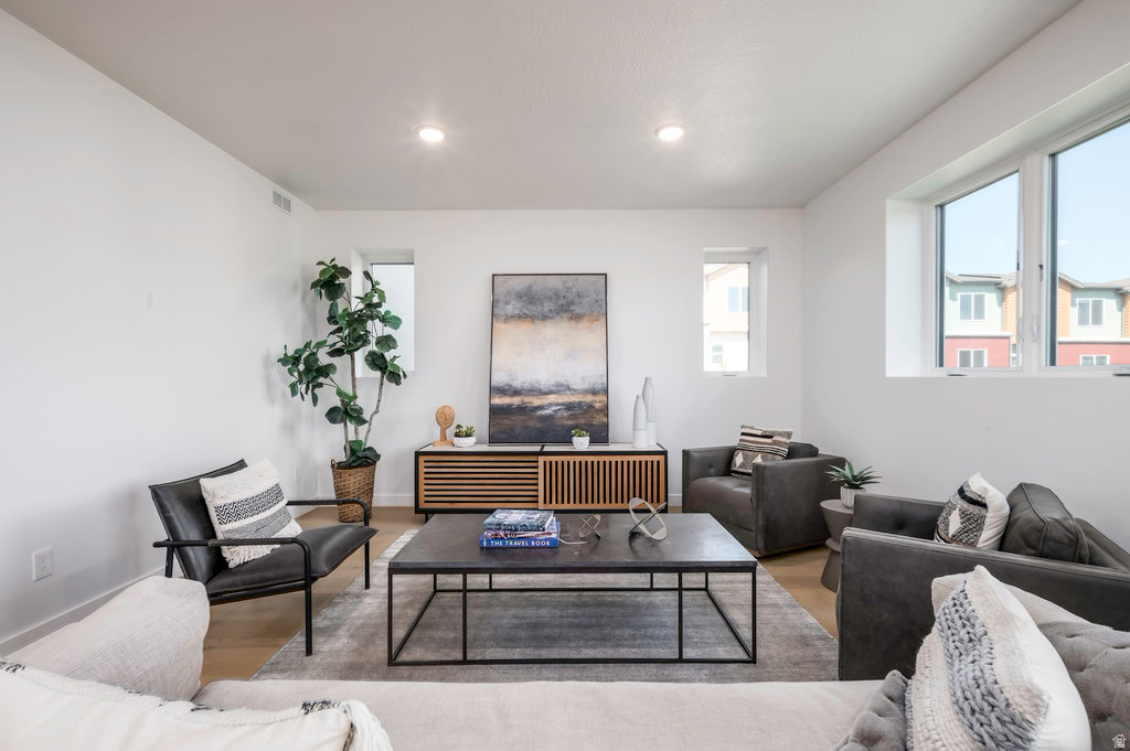 909 W BULLION ST Murray, UT 84123