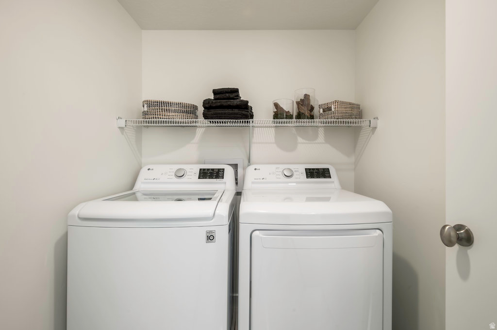 909 W BULLION ST Murray, UT 84123