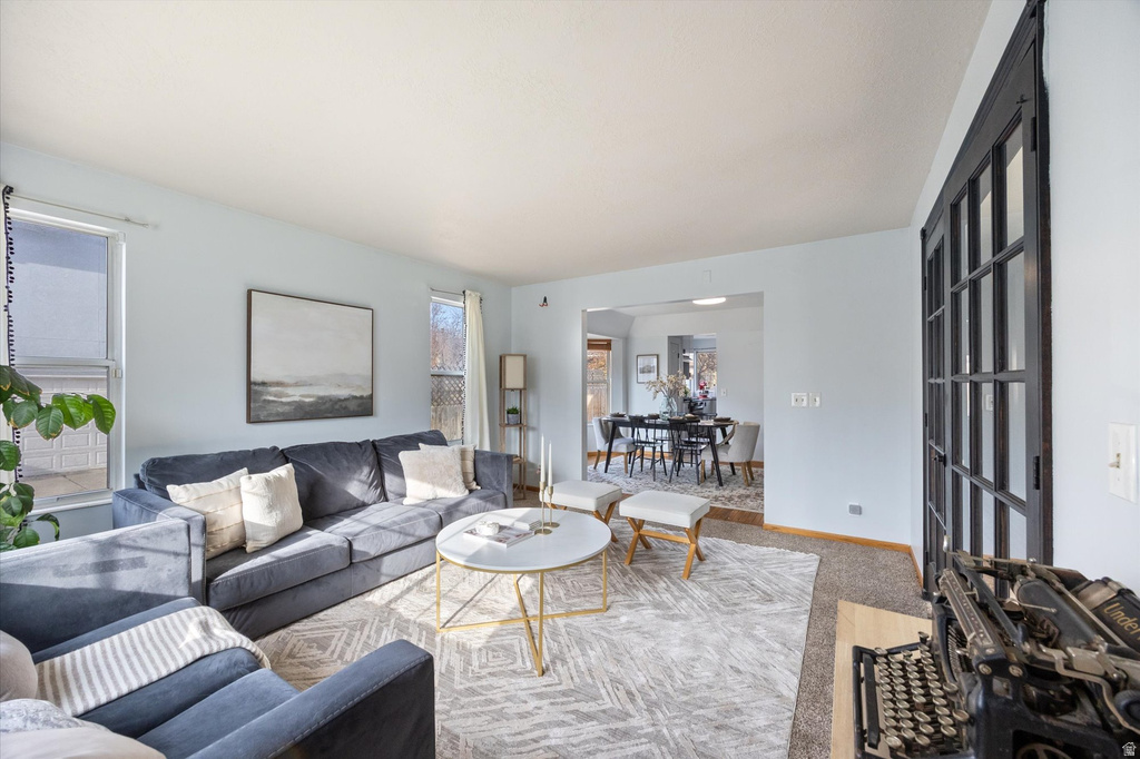 2111 GLACIER VIEW DR Sandy, UT 84092