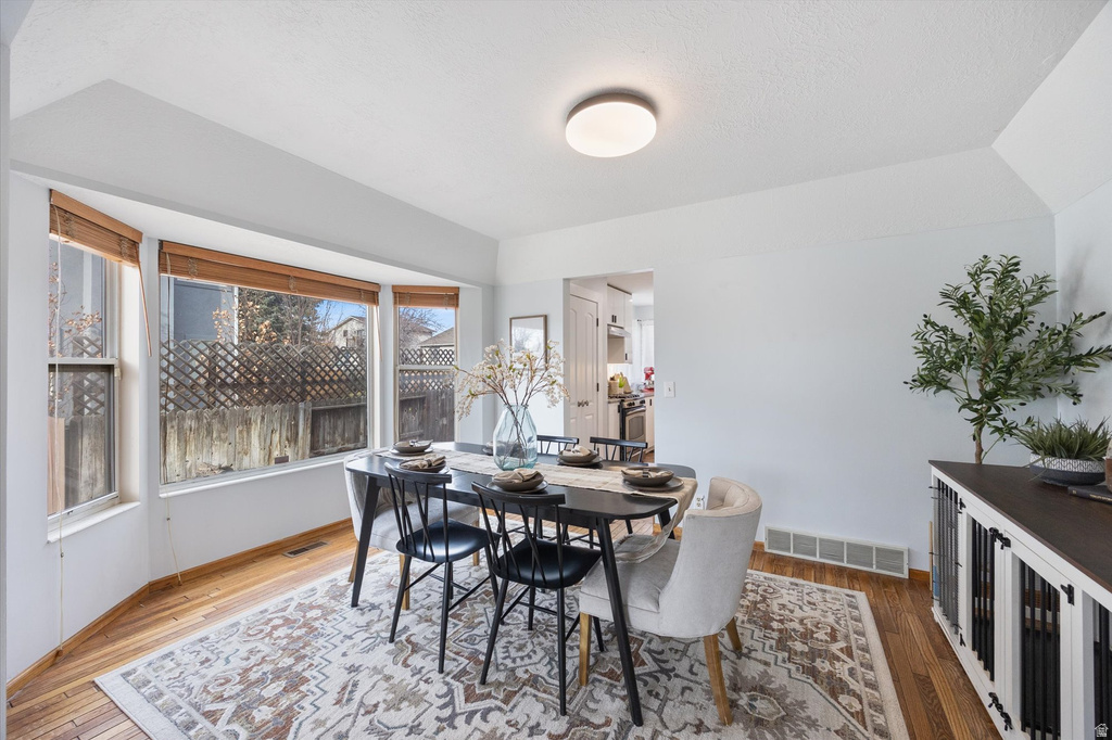 2111 GLACIER VIEW DR Sandy, UT 84092