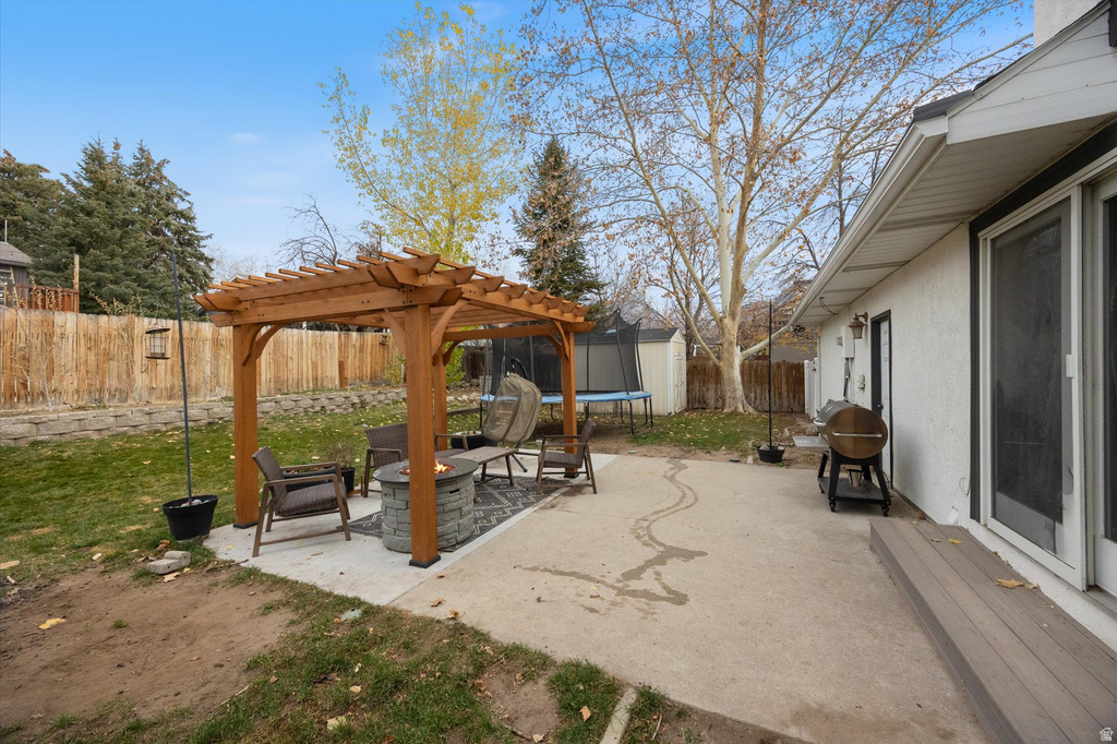 2111 GLACIER VIEW DR Sandy, UT 84092