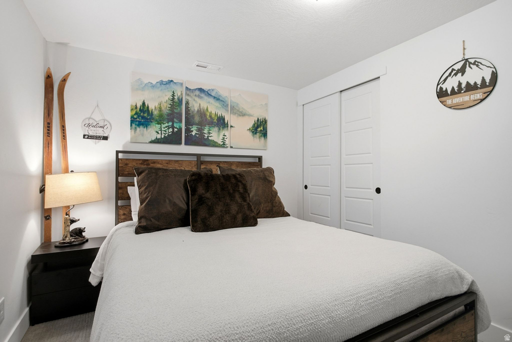 7027 S PONDEROSA DR Cottonwood Heights, UT 84121