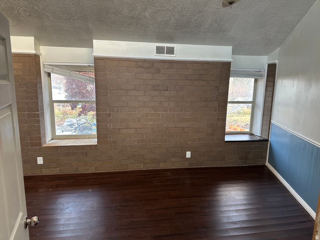 3908 W GRAYMALKIN CIR South Jordan, UT 84009