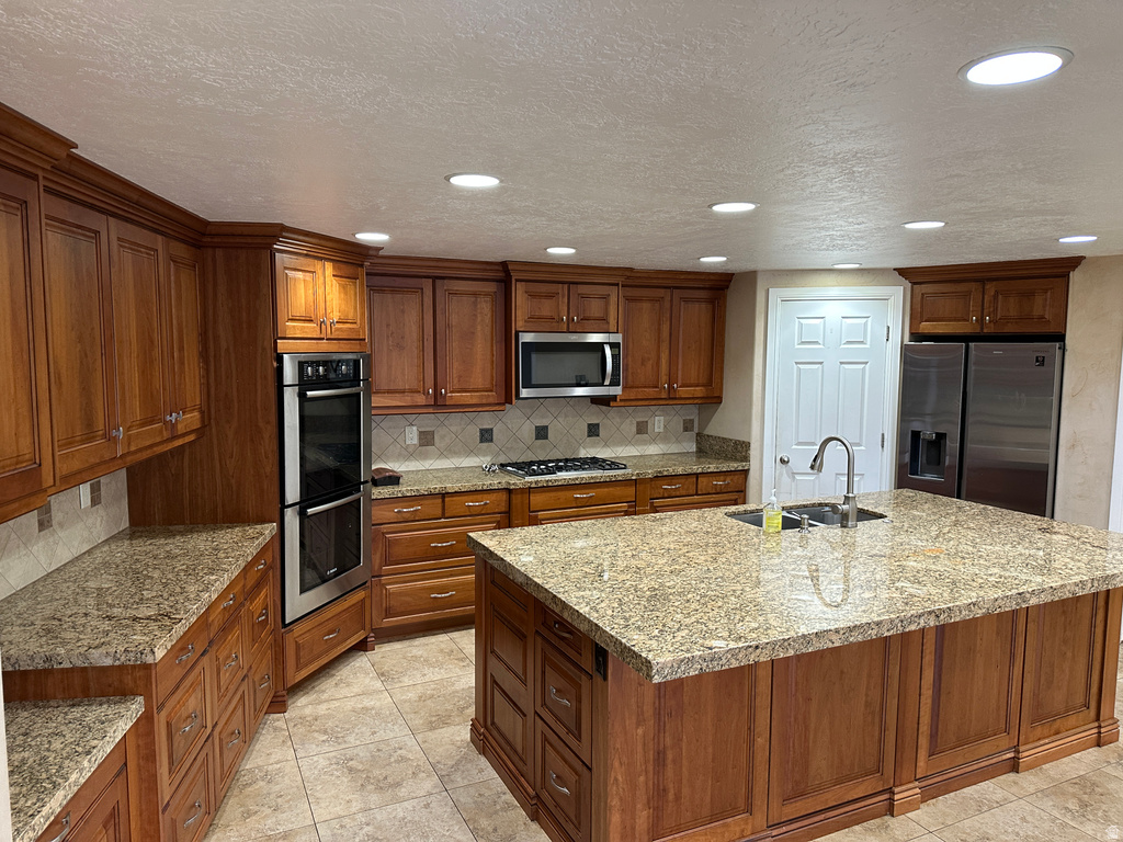 3908 W GRAYMALKIN CIR South Jordan, UT 84009