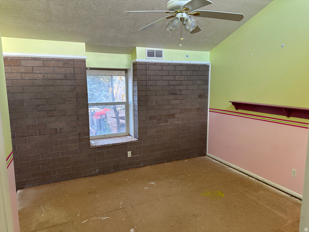 3908 W GRAYMALKIN CIR South Jordan, UT 84009