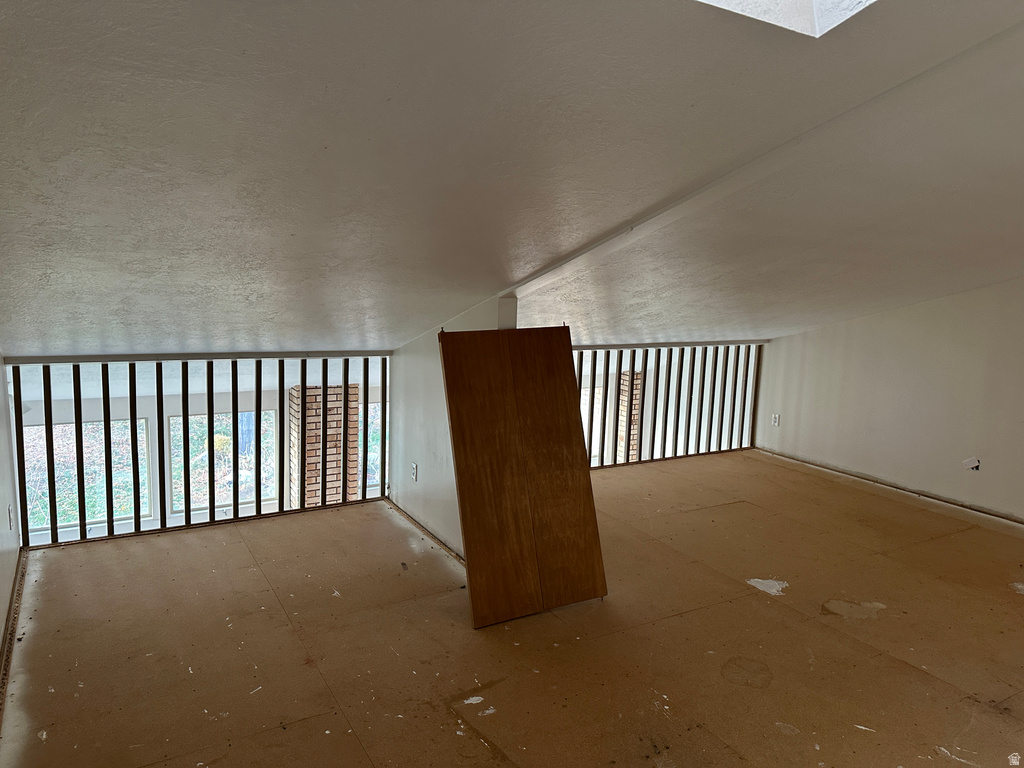 3908 W GRAYMALKIN CIR South Jordan, UT 84009