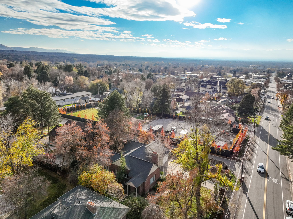 2490 E MURRAY HOLLADAY RD Salt Lake City, UT 84117