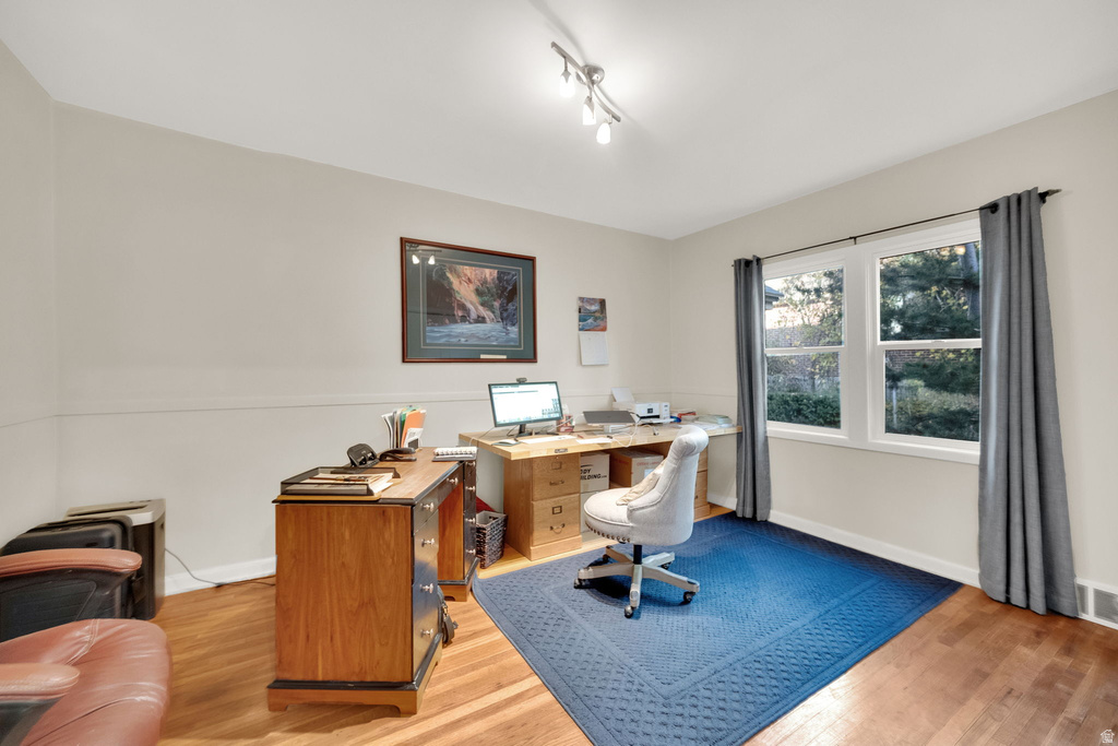 2490 E MURRAY HOLLADAY RD Salt Lake City, UT 84117