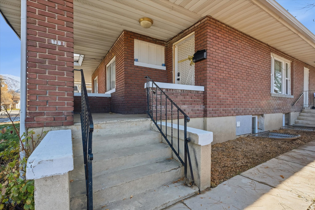 437 E 32ND ST Ogden, UT 84401