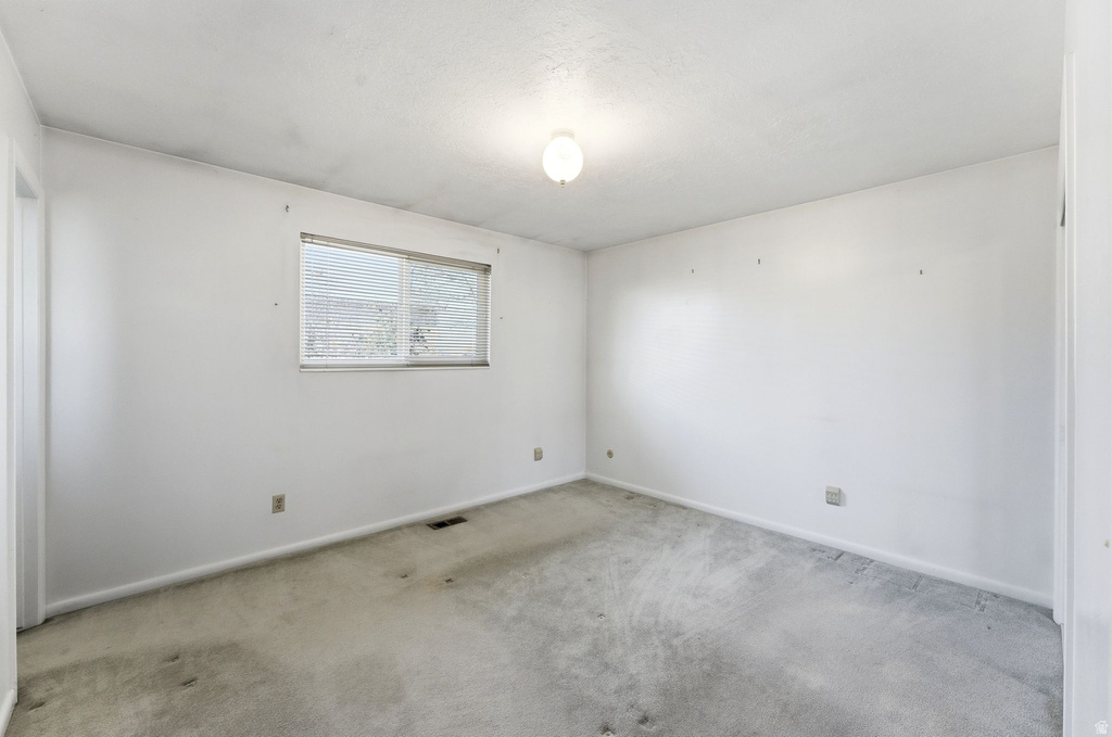 19 S 1300 W Clearfield, UT 84015