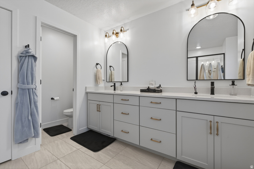 6787 W SKIP ROCK RD South Jordan, UT 84009