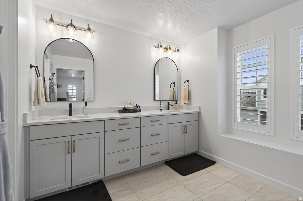 6787 W SKIP ROCK RD South Jordan, UT 84009