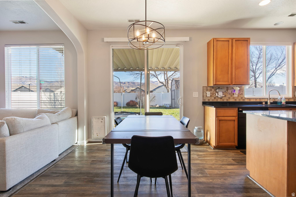 166 WALTON CT North Salt Lake, UT 84054