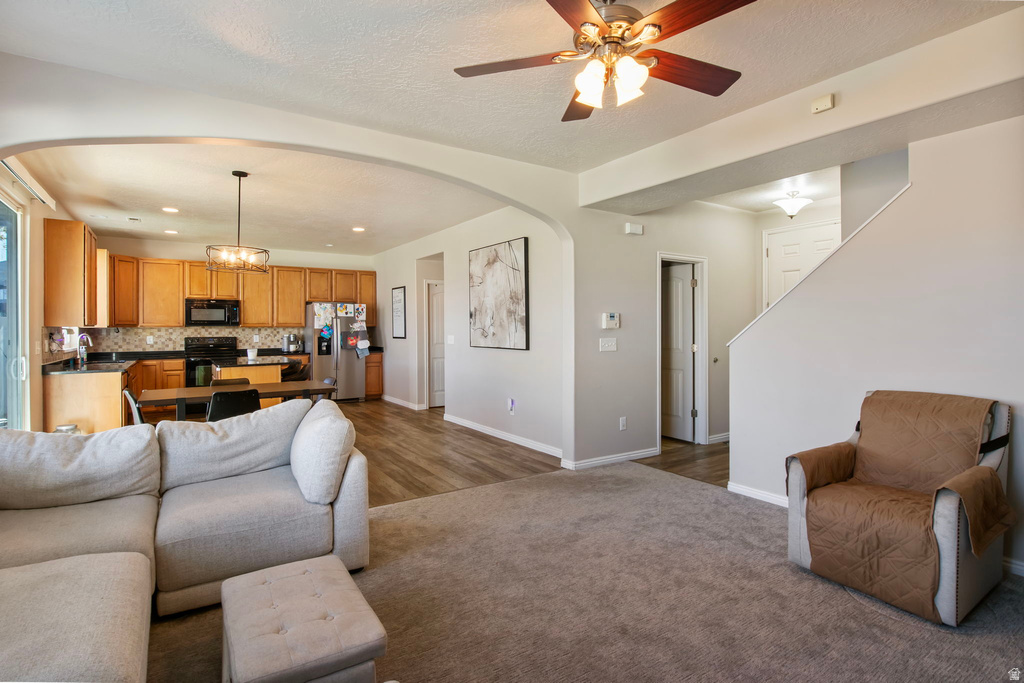 166 WALTON CT North Salt Lake, UT 84054