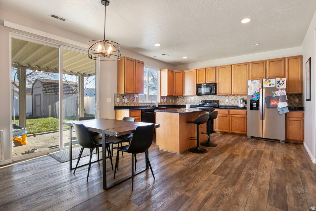 166 WALTON CT North Salt Lake, UT 84054