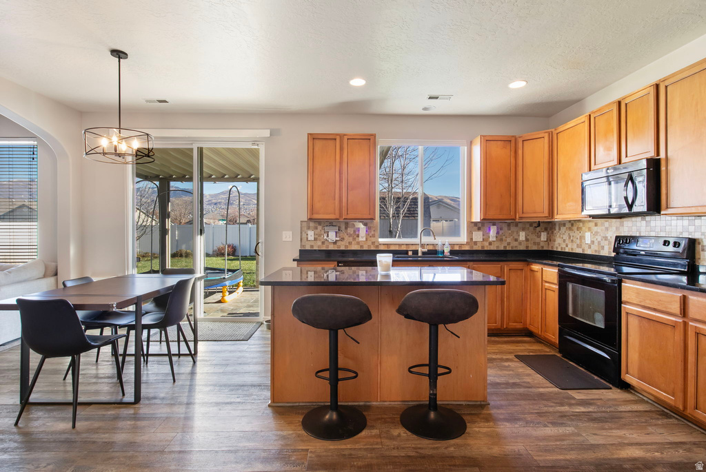 166 WALTON CT North Salt Lake, UT 84054