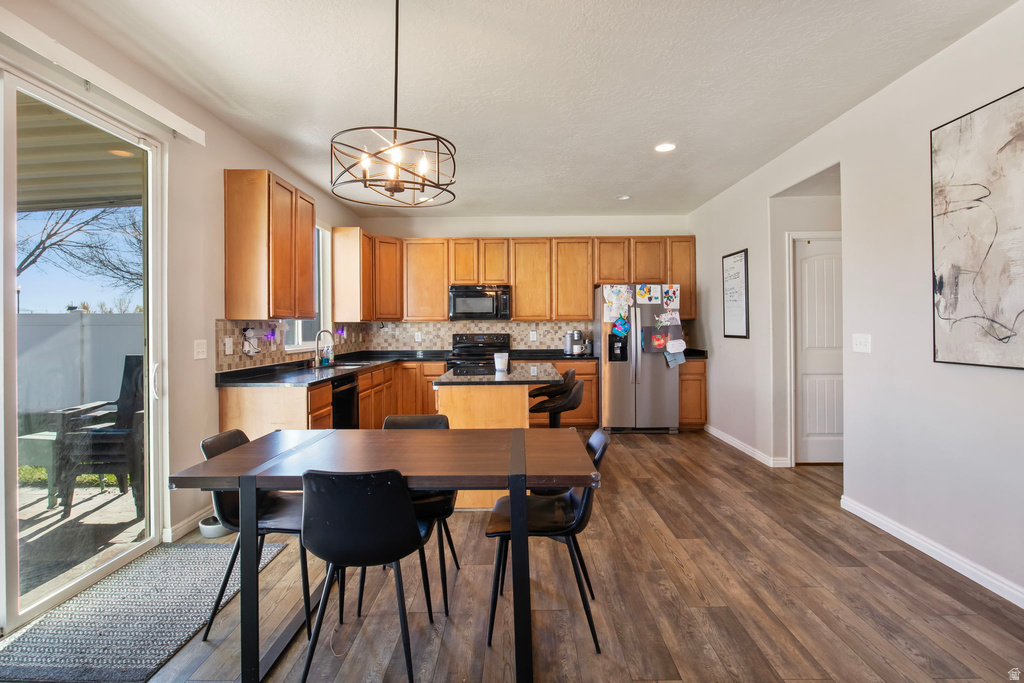 166 WALTON CT North Salt Lake, UT 84054