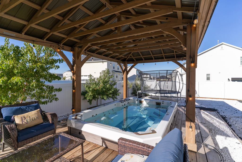 585 W 850 S Springville, UT 84663