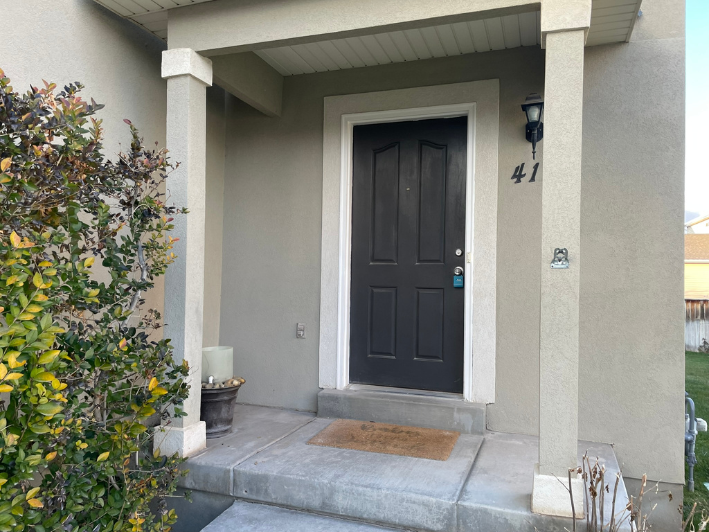 4121 E CLARK ST Eagle Mountain, UT 84005