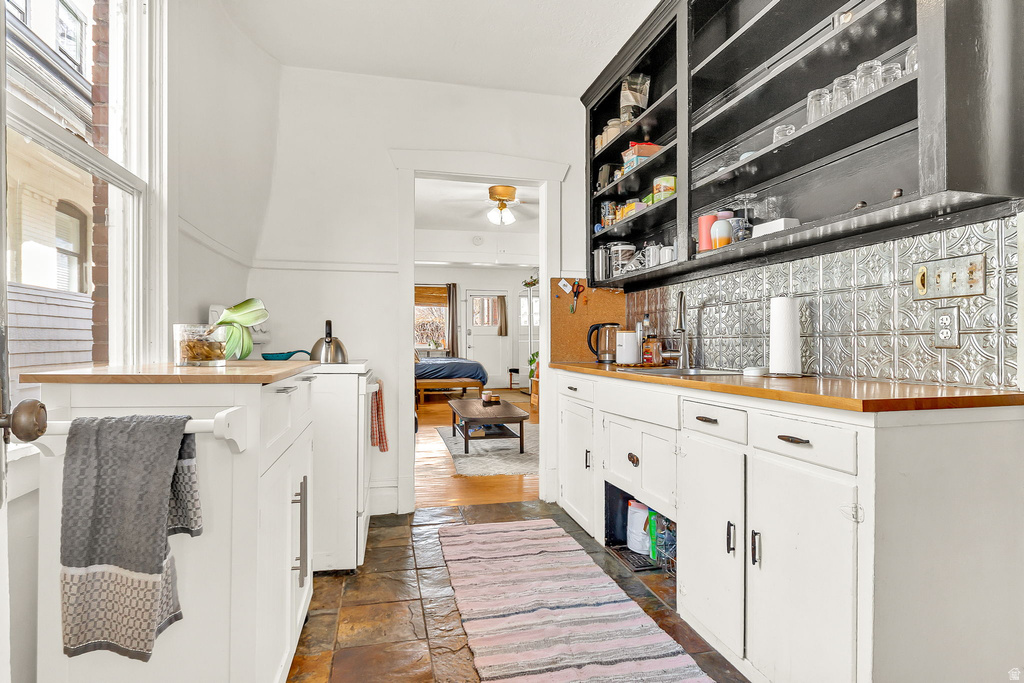 1890 S 800 E Salt Lake City, UT 84105