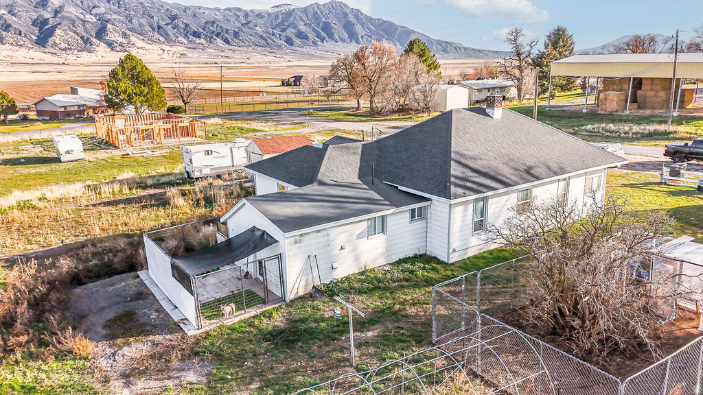 8850 W 25900 N Portage, UT 84331