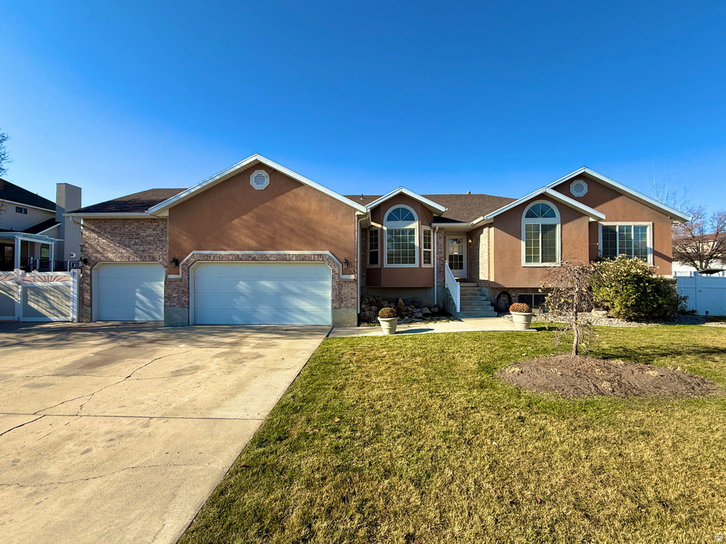 11784 S STONE RIDGE CT. CT Riverton, UT 84065