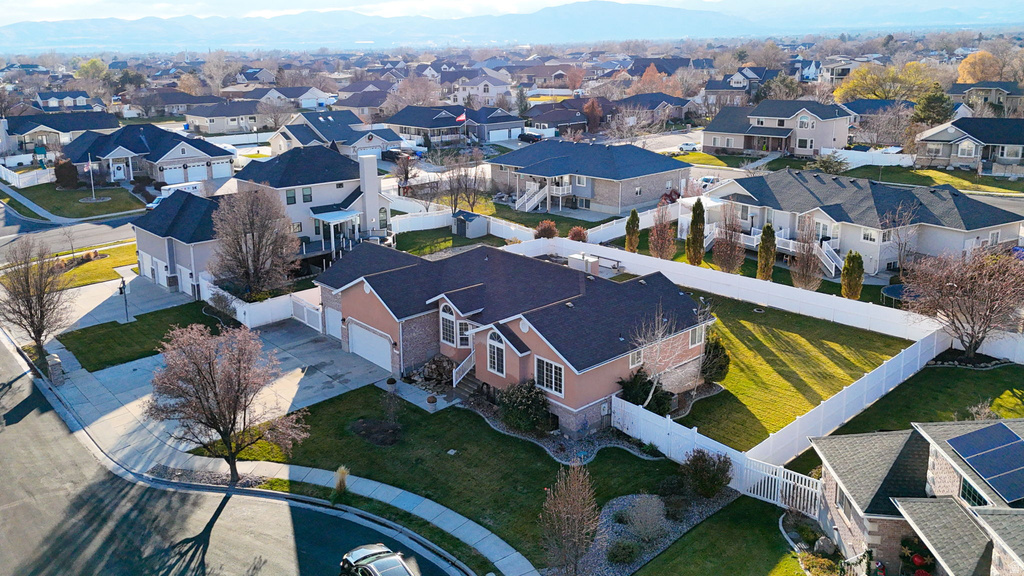 11784 S STONE RIDGE CT. CT Riverton, UT 84065