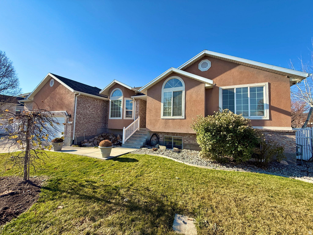 11784 S STONE RIDGE CT. CT Riverton, UT 84065