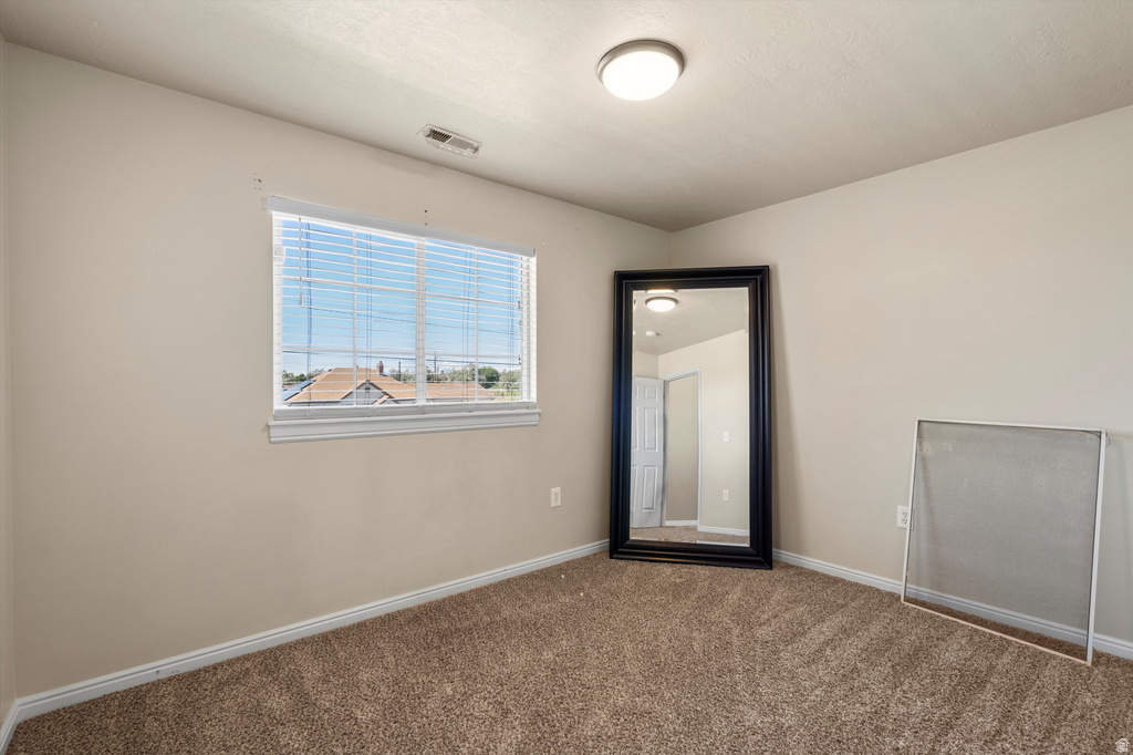 5116 S 4300 W Hooper, UT 84315