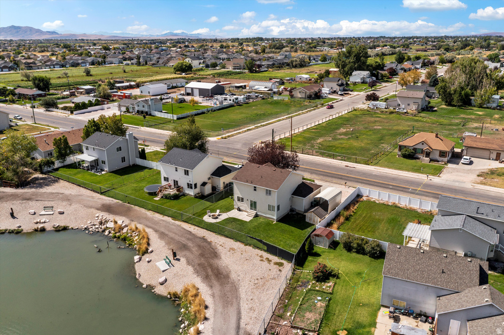 5116 S 4300 W Hooper, UT 84315