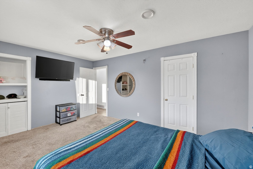 8772 S MIDVALLEY DR West Jordan, UT 84088