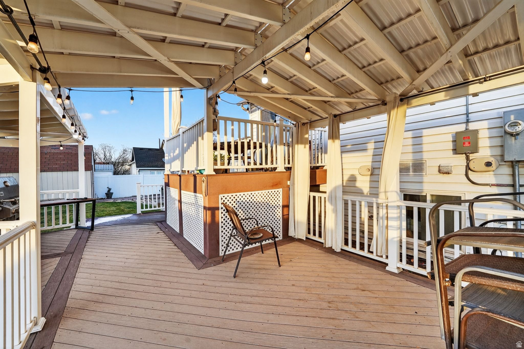 8772 S MIDVALLEY DR West Jordan, UT 84088