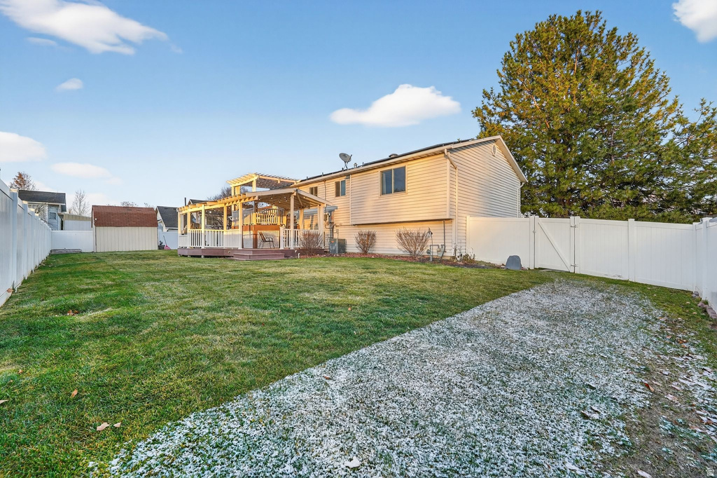 8772 S MIDVALLEY DR West Jordan, UT 84088