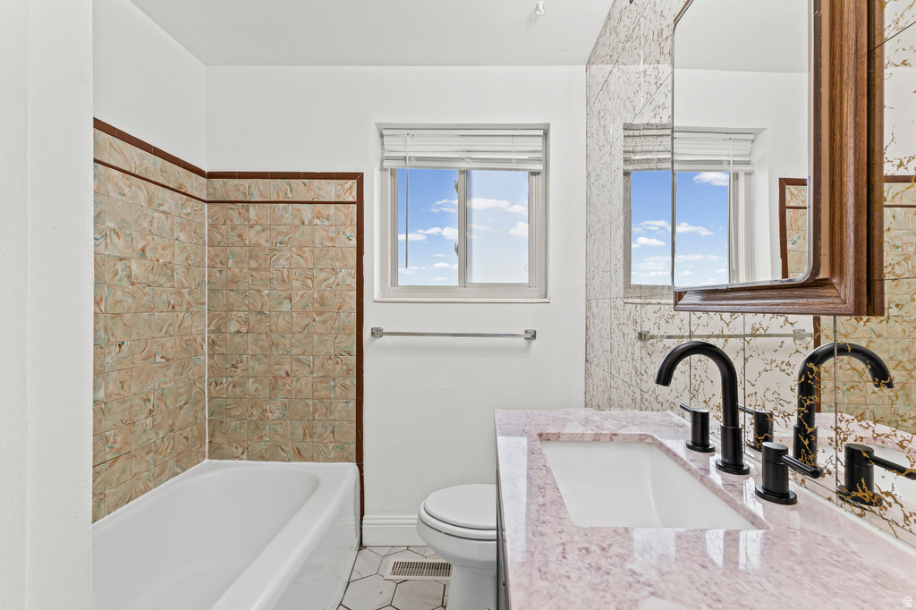 171 W 350 N Clearfield, UT 84015