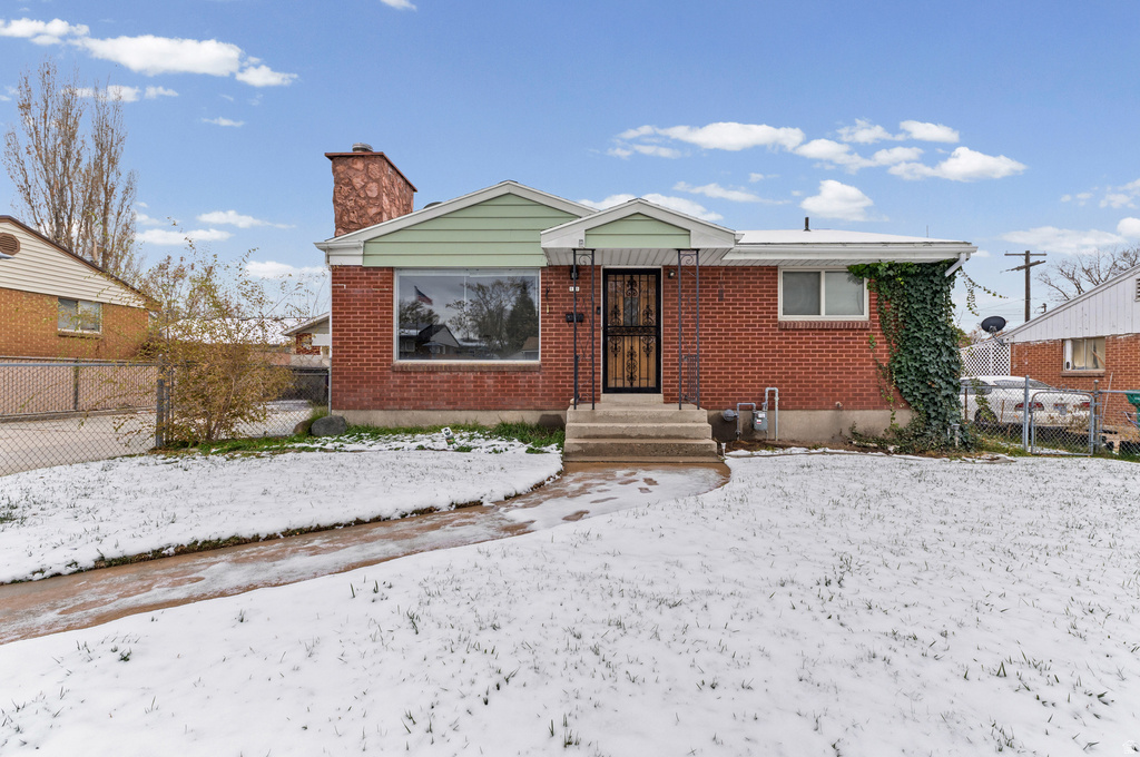 171 W 350 N Clearfield, UT 84015