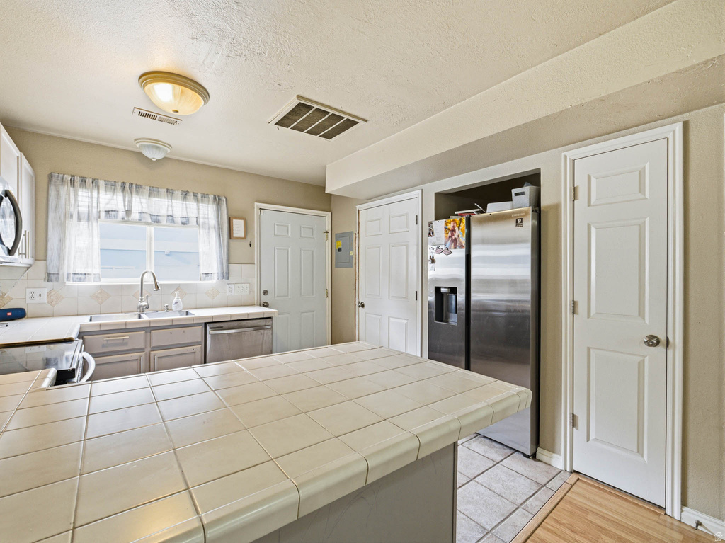 475 N REDWOOD RD #3 Salt Lake City, UT 84116