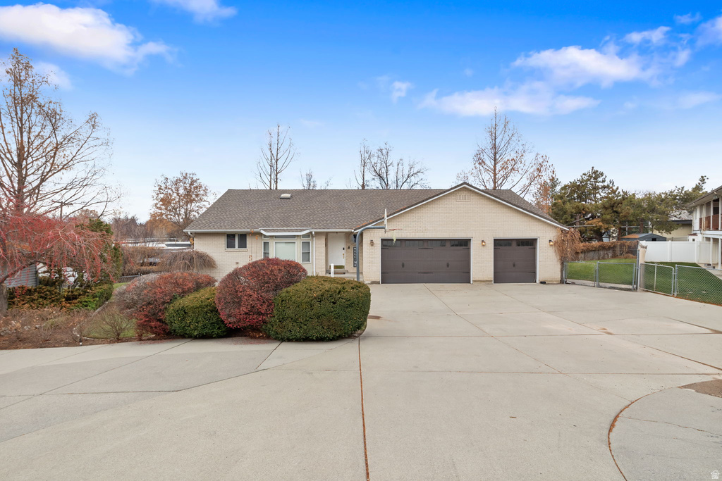 1504 E SPRING LN Holladay, UT 84117
