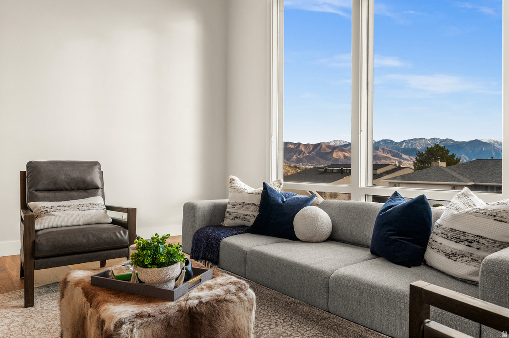 195 E NORTH SANDRUN RD Salt Lake City, UT 84103