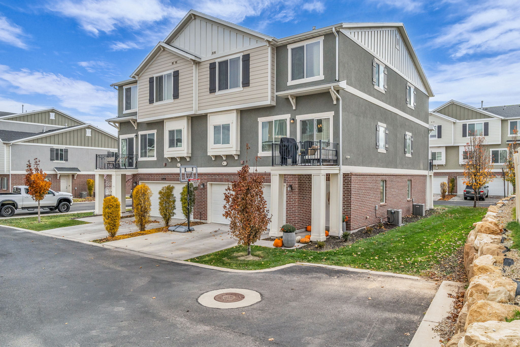 5403 W MOUNT LYELL PL Herriman, UT 84096