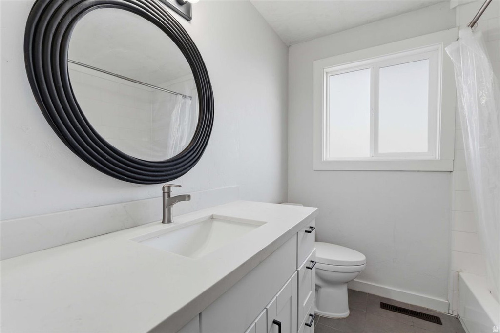 9996 S OPAL CIR Sandy, UT 84094