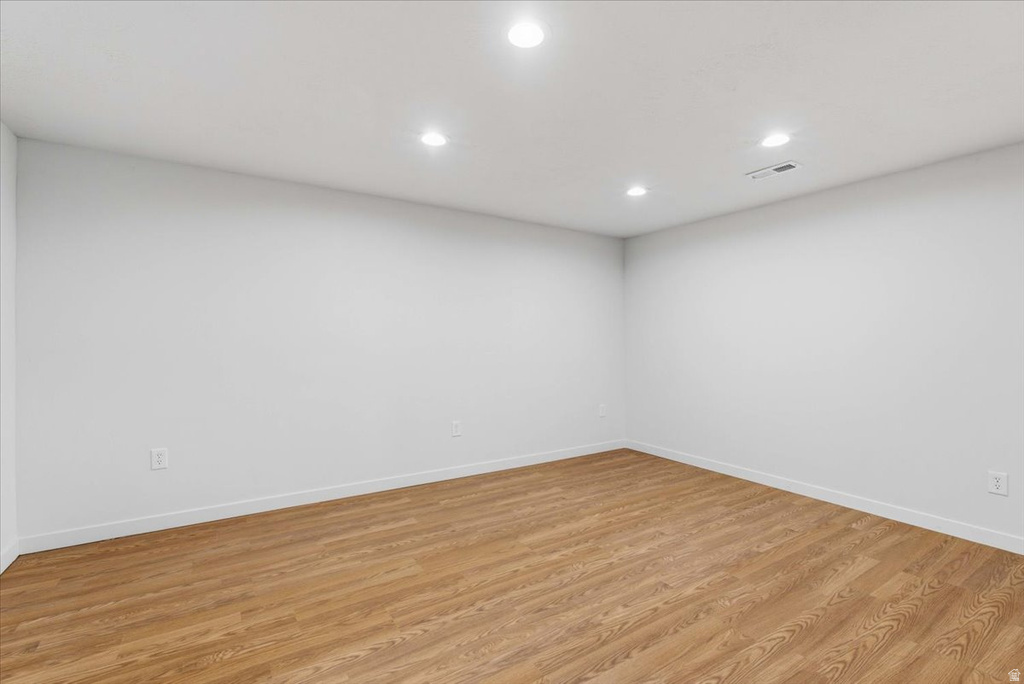 9996 S OPAL CIR Sandy, UT 84094