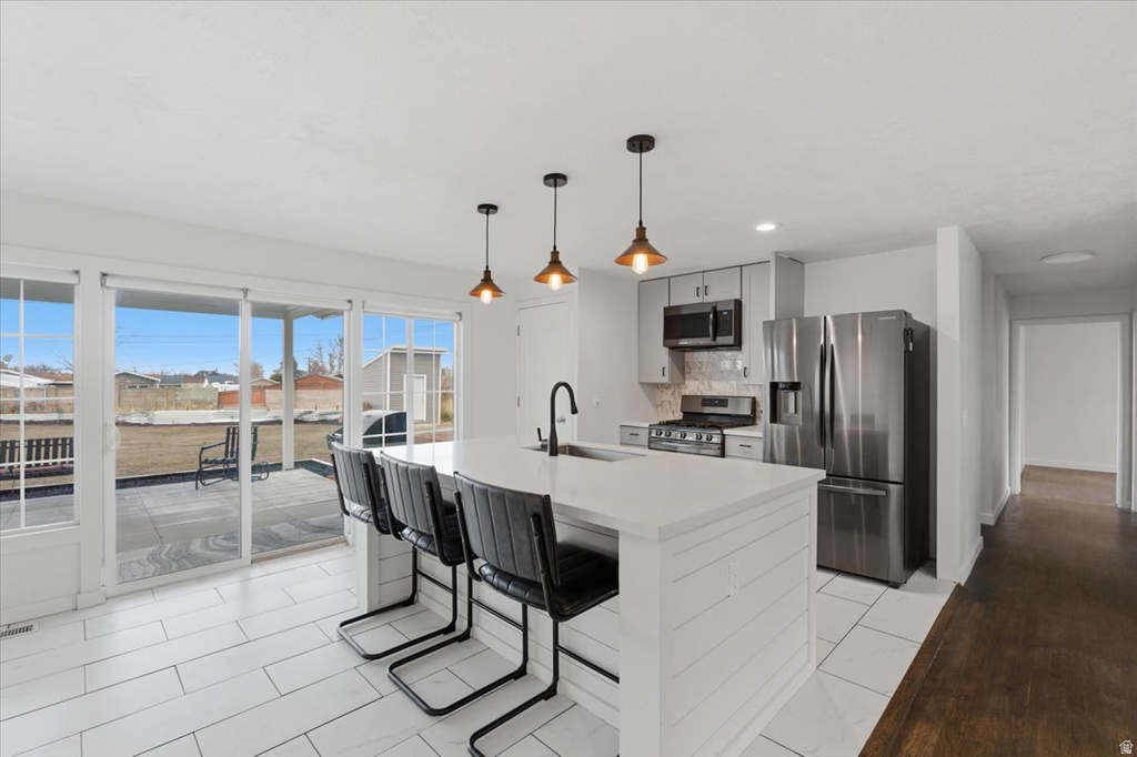 9996 S OPAL CIR Sandy, UT 84094