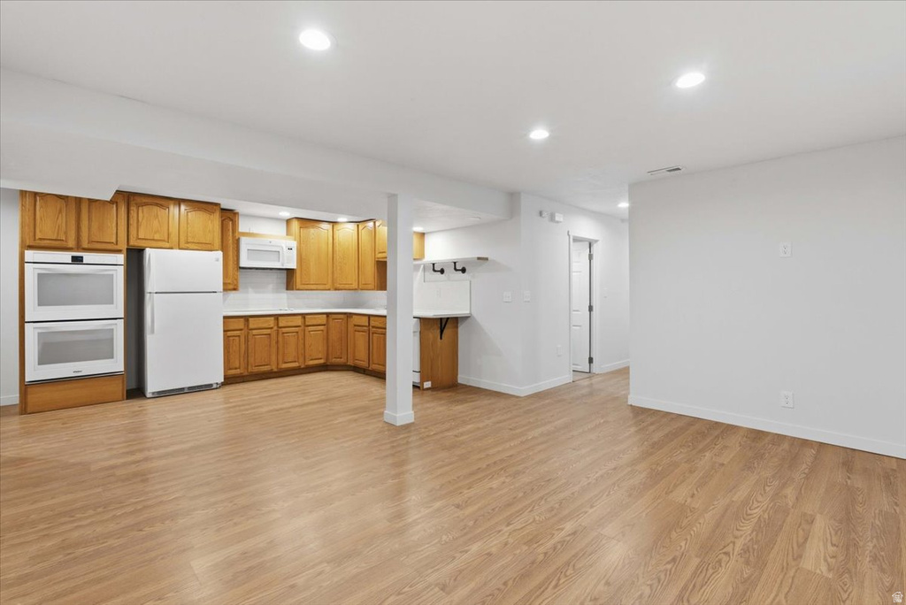 9996 S OPAL CIR Sandy, UT 84094