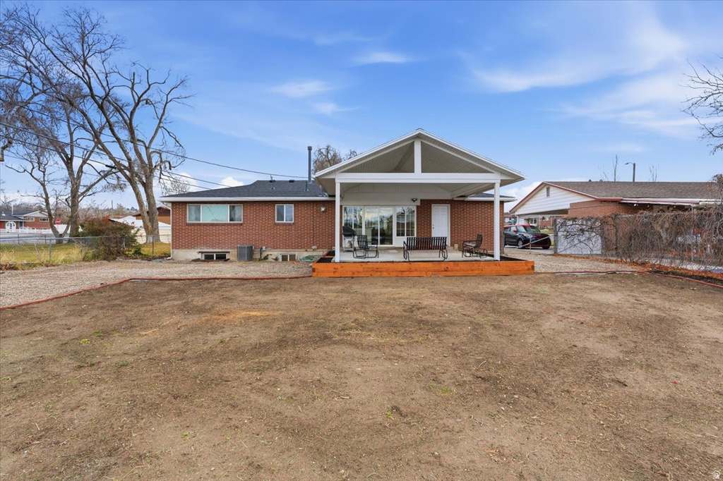 9996 S OPAL CIR Sandy, UT 84094