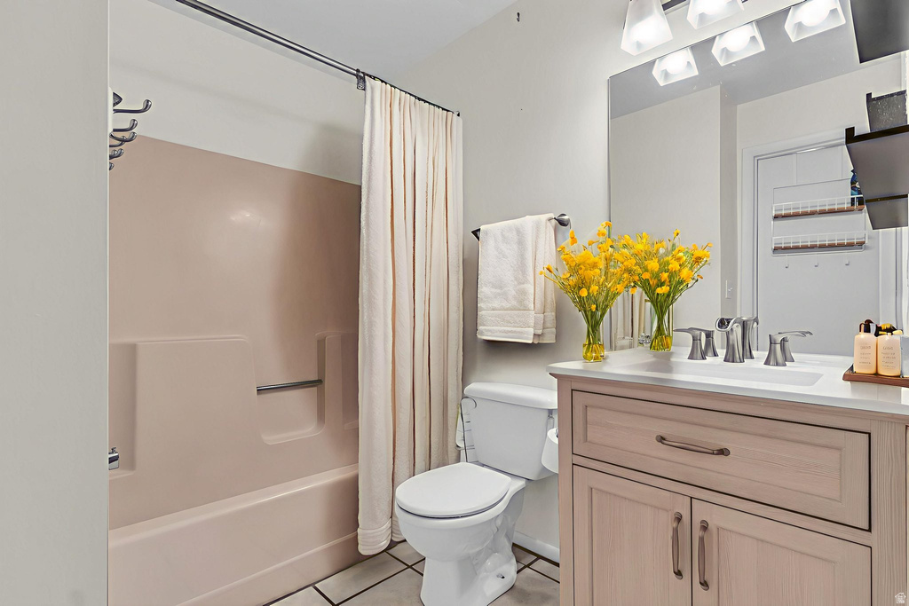 1205 E WATERSIDE CV #13 Midvale, UT 84047